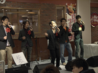 Team “Yukari” held a concert at a department store