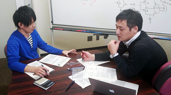 Ippei Akita with one of his students