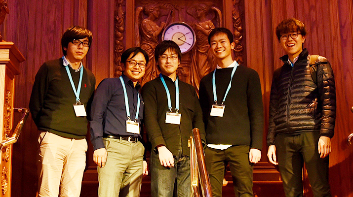 Assistant Professor Kojiro Matuo (1st from right, 2nd raw) with his laboratory members