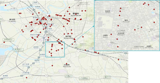 Risk points for pedestrian accidents in Toyohashi City, estimated by a safety performance function (statistical model) based on pedestrian collision warning data.  (Background Map: World Topographic Map: Esri, HERE, Garmin, Intermap, INCREMENT P, GEBCO, USGS, FAO, NPS, NRCAN, GeoBase, IGN, Kadaster NL, Ordnance Survey, Esri Japan, METI, Esri China (Hong Kong), © OpenStreetMap contributors, GIS User Community)