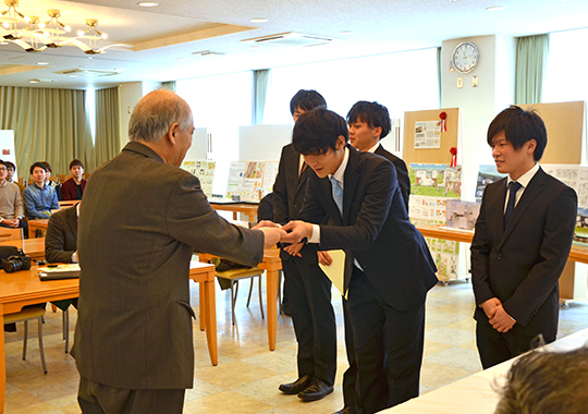 https://www.tut.ac.jp/images/150218pr2.jpg