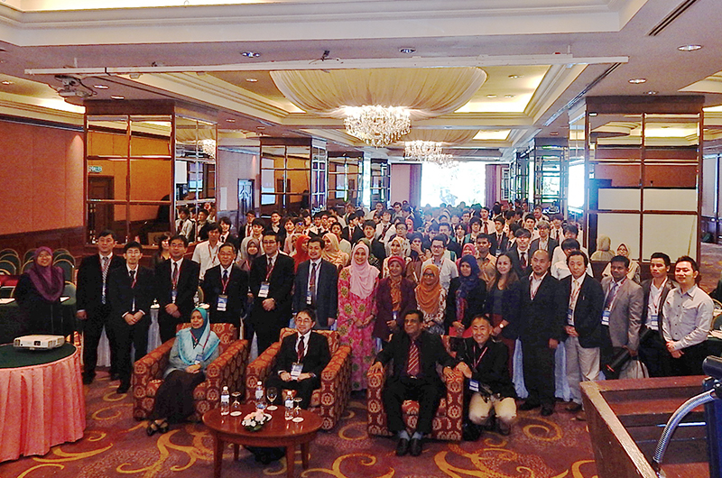 https://www.tut.ac.jp/images/160201ignite3.jpg