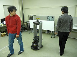 付き添いロボット