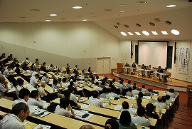 s_120708panel_discussion.jpg