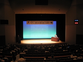 s_1_kikuchi_centerhcou.jpg