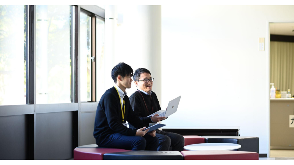 HP写真03.png