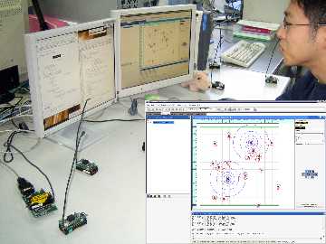 無線センサネットワークの実装実験とシミュレーション実験の様子